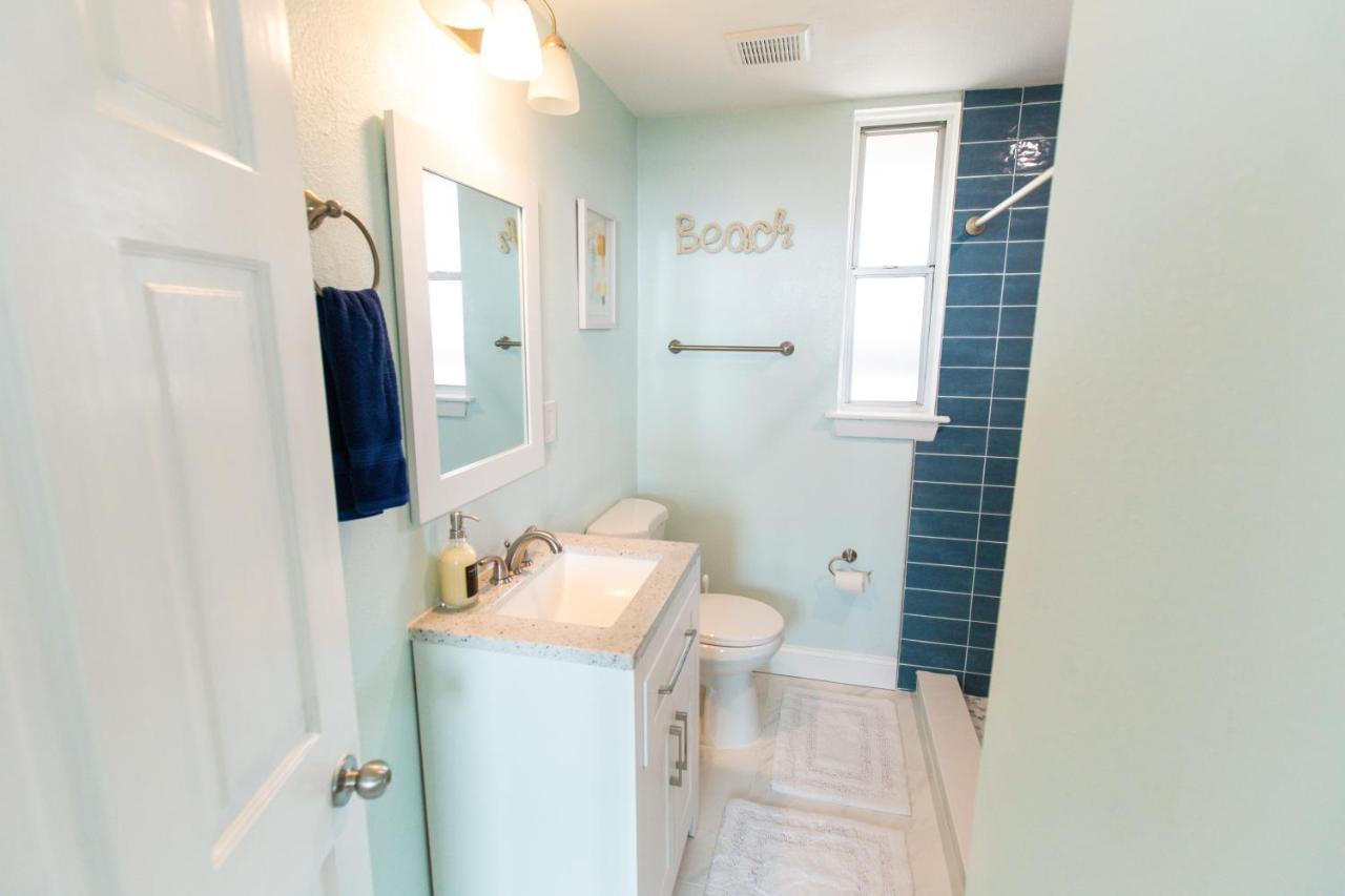 New Listing! Centrally Located Efficiency One Mile To The Beach! Jacksonville Beach Buitenkant foto